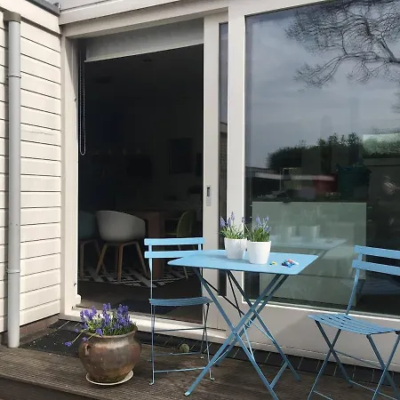 Apartmán Large Family House With Parking Space *