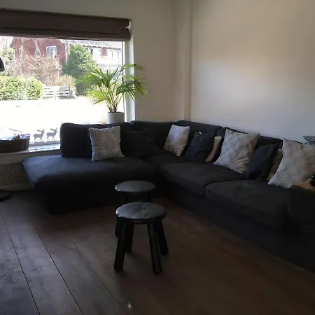 Large Family House With Parking Space Apartmán *