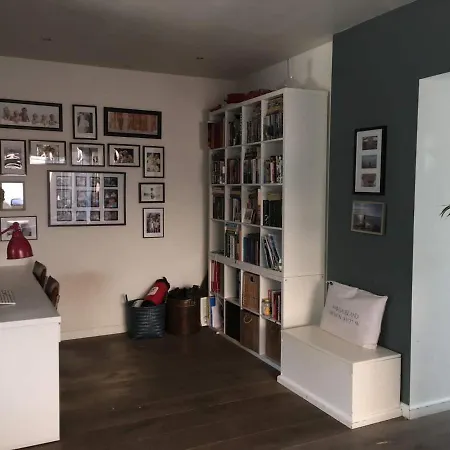 Large Family House With Parking Space Apartmán Badhoevedorp