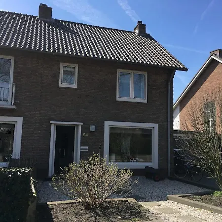 Large Family House With Parking Space Apartmán